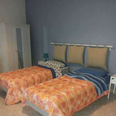 Antica Dimora Naples Bed & Breakfast Стая снимка