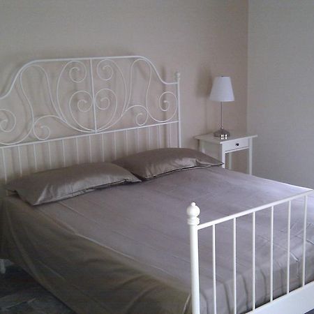 Antica Dimora Naples Bed & Breakfast Стая снимка