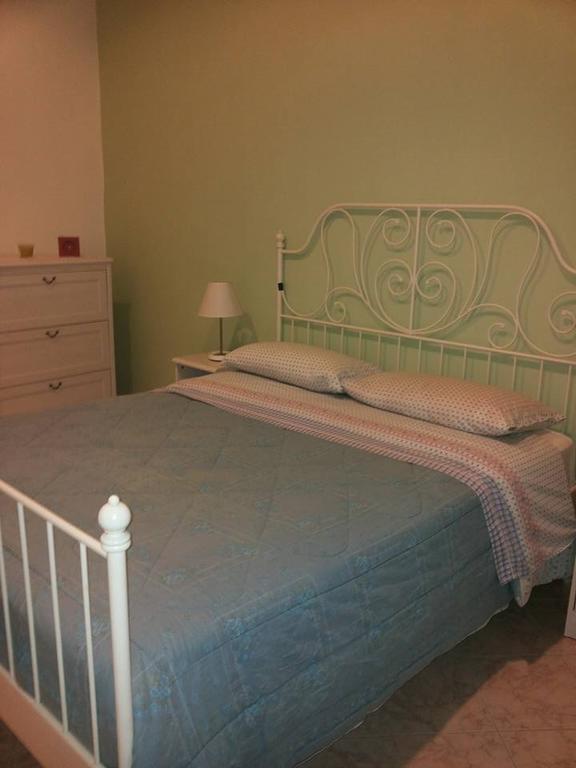 Antica Dimora Naples Bed & Breakfast Стая снимка